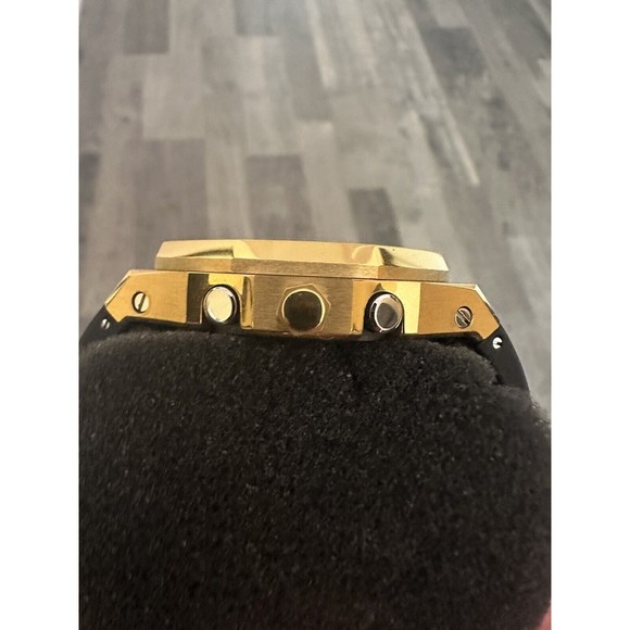 New Casio OAK G-Shock GA2100-1A1 A/D AP Royal Oak Gold Case Black Rubber - Picture 4 of 6
